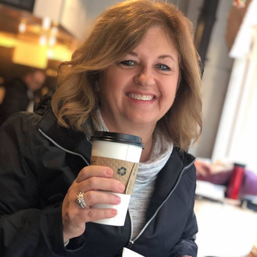 Meet your Posher, Lori